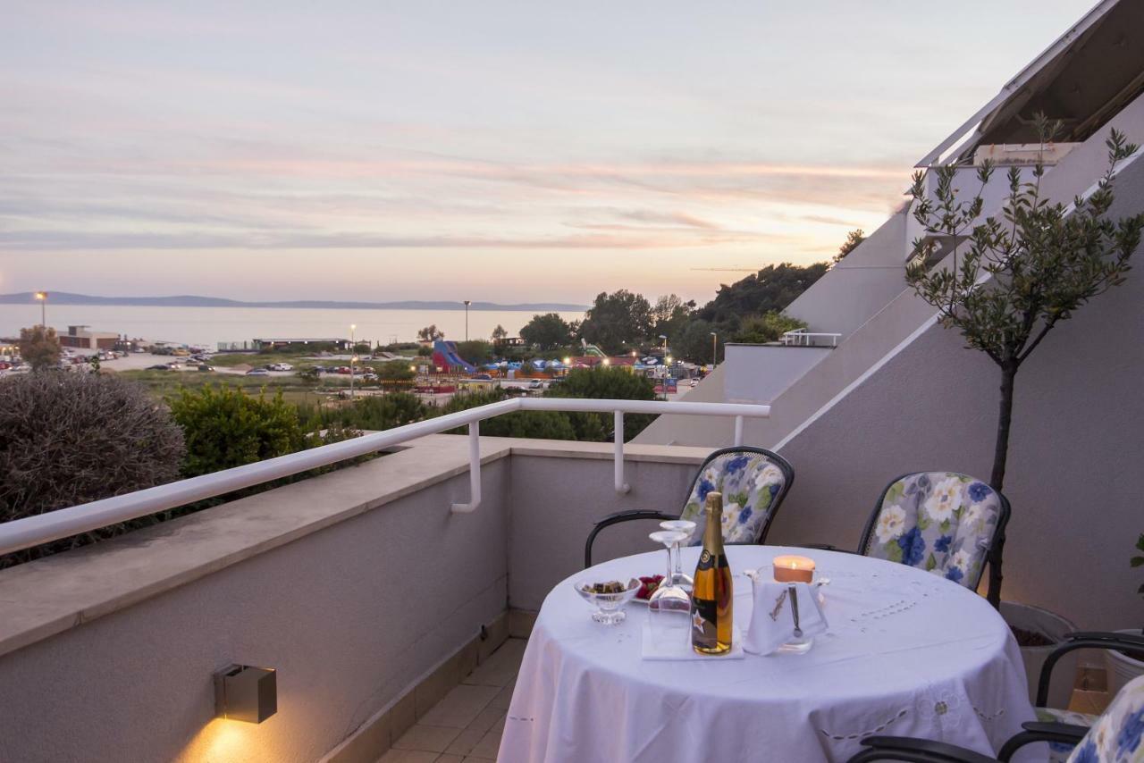 Apartma Seaside Gold 1row *